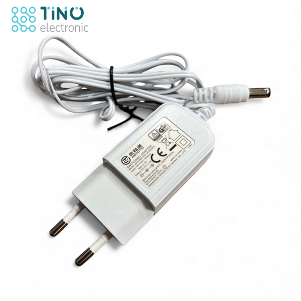 آداپتور 5 ولت 1 آمپر